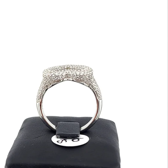 Elegant 925 Sterling Silver Heart Ring – Polished & Chic Design - Picture 7 of 11